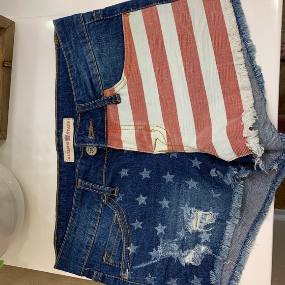 Altar’d State American Flag shorts! - Picture 1 of 2